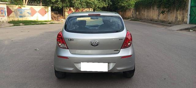 https://images10.gaadi.com/usedcar_image/4597237/original/processed_ab0267f5eea9fd4006c4c9daf57fcf46.jpeg?imwidth=6402