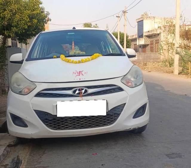 https://images10.gaadi.com/usedcar_image/4597249/original/processed_b7ba80be-7072-42e5-b82e-5aeee8751fa0.jpg?imwidth=6400