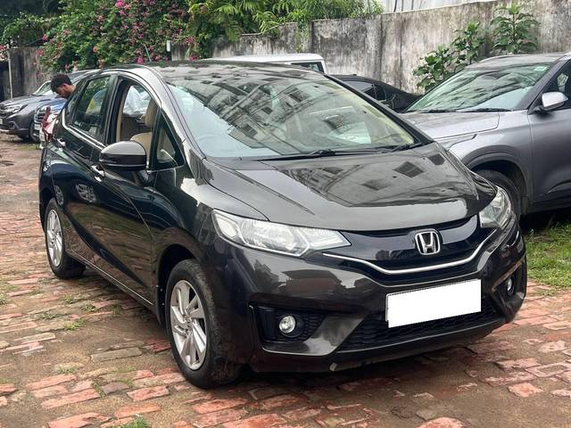 https://images10.gaadi.com/usedcar_image/4597250/original/processed_77100a79e602f251d659ce20b15f0cb3.jpg?imwidth=6400