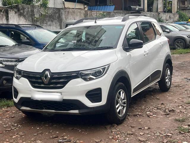https://images10.gaadi.com/usedcar_image/4597253/original/processed_2ee475f72b98affaf1952bf3dfe72a80.jpg?imwidth=6402