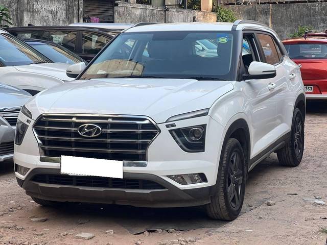 https://images10.gaadi.com/usedcar_image/4597267/original/processed_e60e2bd817567cc48fc7c8f60d9c6acf.jpg?imwidth=6402