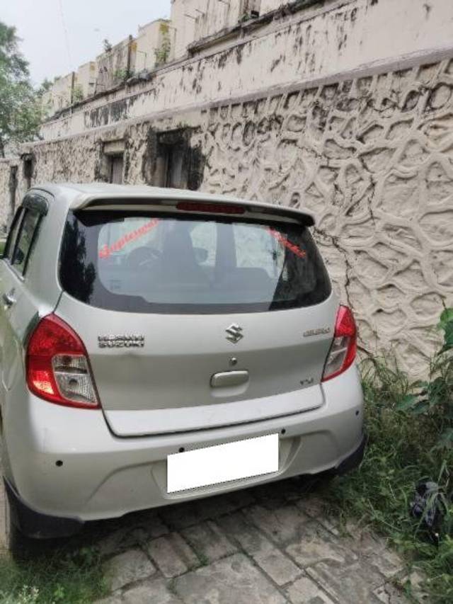 https://images10.gaadi.com/usedcar_image/4597268/original/processed_24a172ff-023e-462f-bca8-e8ce9d7f5a98.jpg?imwidth=6401