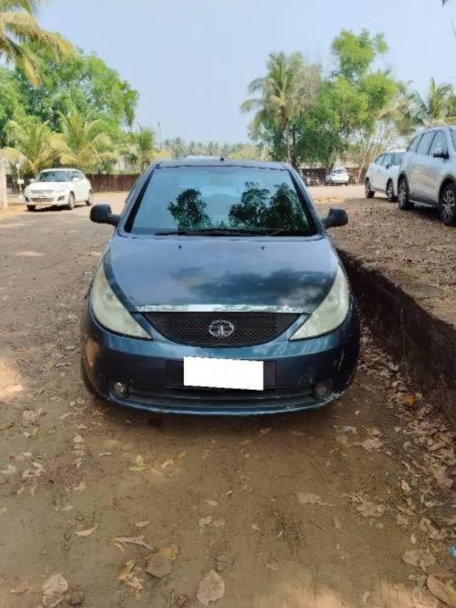 https://images10.gaadi.com/usedcar_image/4597279/original/processed_ccb126a8-5428-4761-941b-62328f943eef.jpg?imwidth=6400