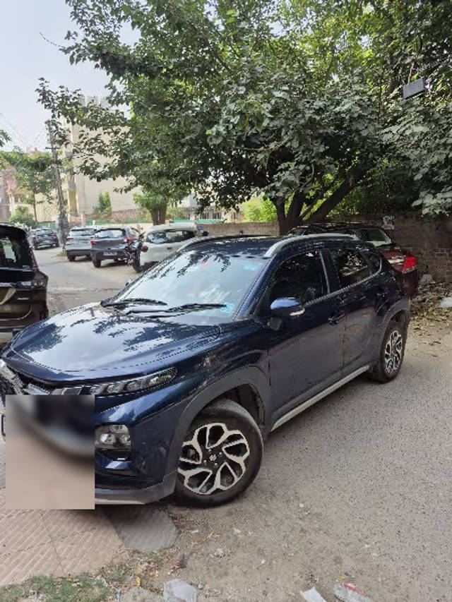 https://images10.gaadi.com/usedcar_image/4597289/original/58edddb7-8dff-4bc5-ba00-9cb85be32226.png?imwidth=6401