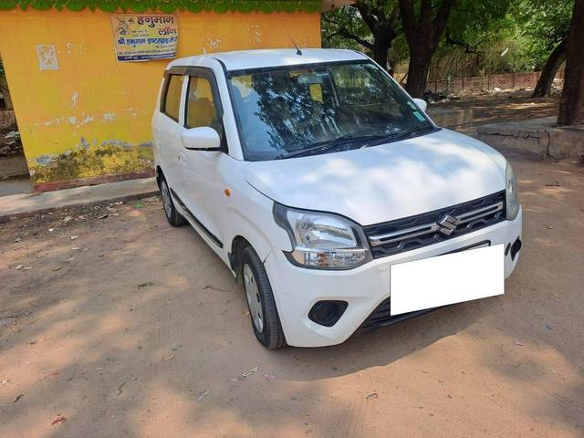 https://images10.gaadi.com/usedcar_image/4597290/original/processed_f86482a2bfa0b7a2fac50caaf5dd95b9.jpeg?imwidth=6400