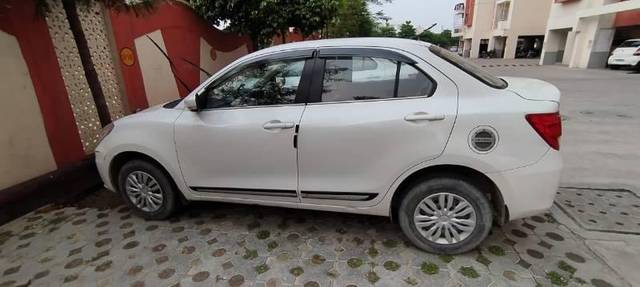 https://images10.gaadi.com/usedcar_image/4597320/original/processed_756b6e58-60a3-4602-a513-cd7902a35d34.jpeg?imwidth=6400
