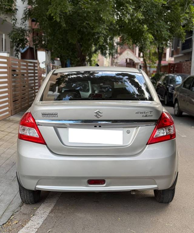 https://images10.gaadi.com/usedcar_image/4597412/original/processed_a4a48c206777b7e09f34bb6350e1eaaf.jpg?imwidth=6402