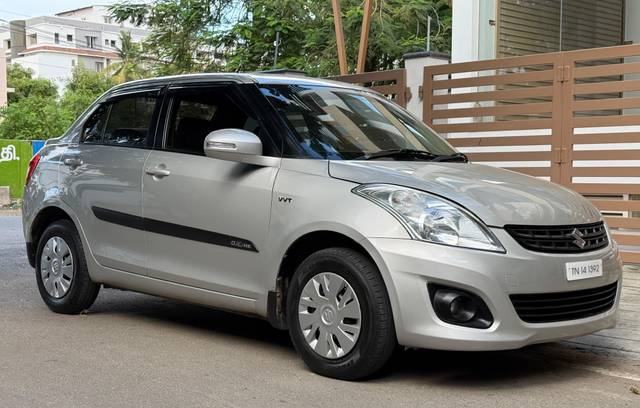 https://images10.gaadi.com/usedcar_image/4597412/original/processed_cf026c89dcc2284e5cf02a2df04f7a51.jpg?imwidth=6400