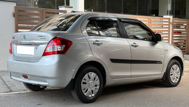 https://images10.gaadi.com/usedcar_image/4597412/original/processed_ff4d12617c06e451773942de232d25c9.jpg?imwidth=6401