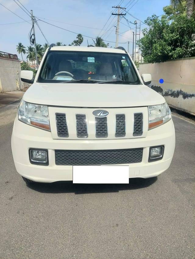 https://images10.gaadi.com/usedcar_image/4597422/original/processed_51cc6a783fd902a1464b4d35835a7c74.jpg?imwidth=6400