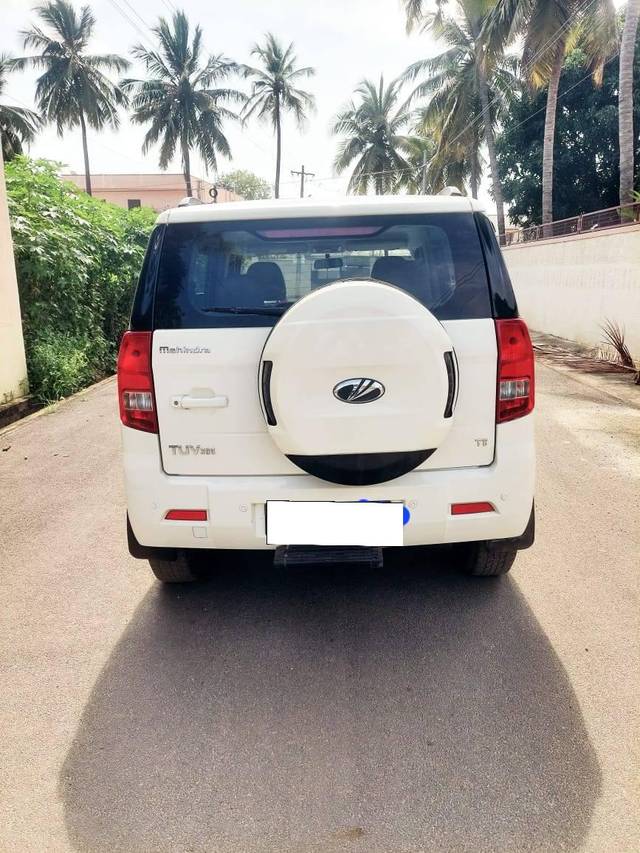 https://images10.gaadi.com/usedcar_image/4597422/original/processed_668387c18c28475bed15f3d625a01c8c.jpg?imwidth=6402