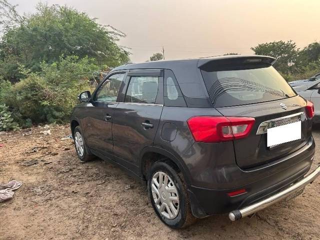 https://images10.gaadi.com/usedcar_image/4597424/original/processed_dfc86b2c-e2d4-4524-9893-6379ae2aaf3f.jpeg?imwidth=6402