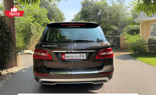https://images10.gaadi.com/usedcar_image/4597432/original/processed_c242a70c4050d1ff7af199ca6f3af3a7.png?imwidth=6402