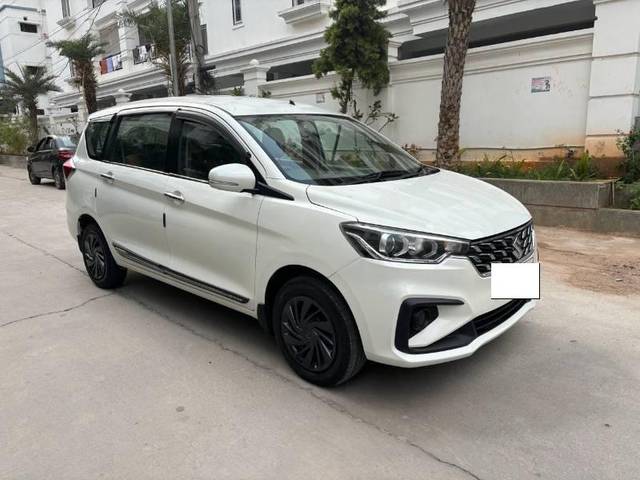 https://images10.gaadi.com/usedcar_image/4597448/original/processed_c85adf39-04eb-4a47-ba66-fcb7f06878a9.jpg?imwidth=6400