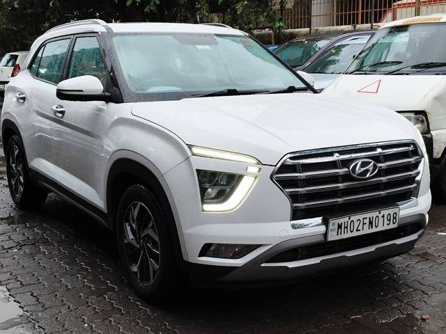 https://images10.gaadi.com/usedcar_image/4597473/original/processed_b72fa0cbf8d125216d862e76e59a2f45.jpg?imwidth=6401