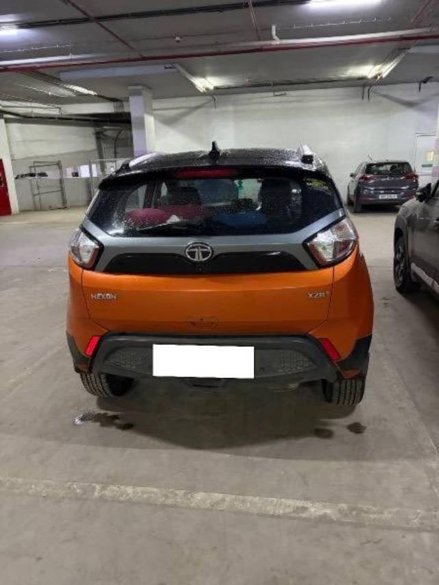 https://images10.gaadi.com/usedcar_image/4597483/original/processed_c41f44fa-e25e-42b6-9e80-efbe27ad0b5b.jpeg?imwidth=6401