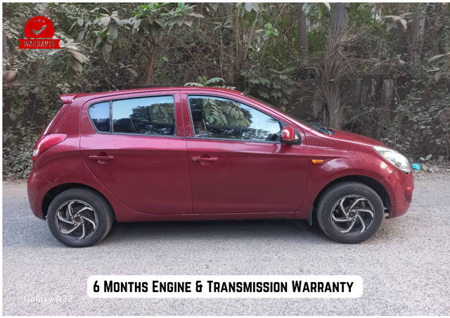 https://images10.gaadi.com/usedcar_image/4597501/original/processed_60aeb616b0be324036737cc957216029.png?imwidth=6401