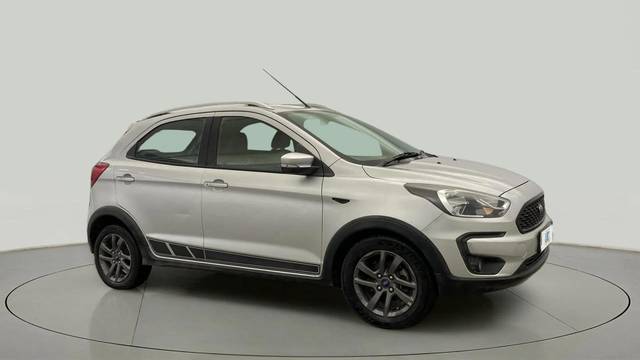 https://images10.gaadi.com/usedcar_image/4597505/original/9870513693c770f3cde9042ec0fec05d.jpg?imwidth=6400
