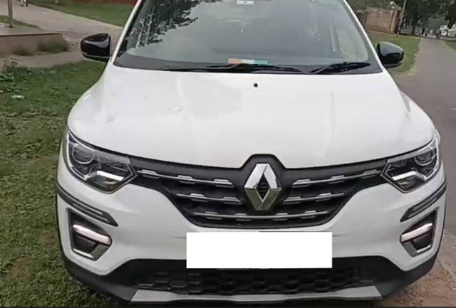 https://images10.gaadi.com/usedcar_image/4597550/original/processed_1ee262f9-805e-42c5-81cb-059fe33a85be.png?imwidth=6400