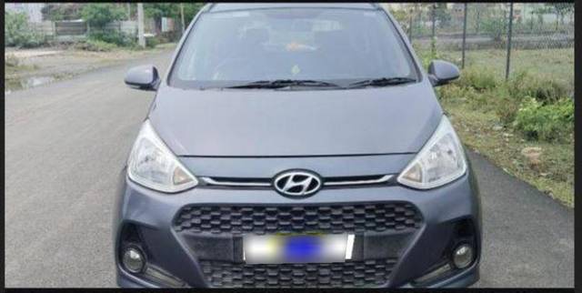 https://images10.gaadi.com/usedcar_image/4597562/original/processed_86f8cb98-6302-446d-817d-e7612b769238.JPG?imwidth=6401