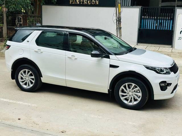 https://images10.gaadi.com/usedcar_image/4597571/original/processed_536f93a3a78d6db3a5ce2e1e7107747f.jpg?imwidth=6401