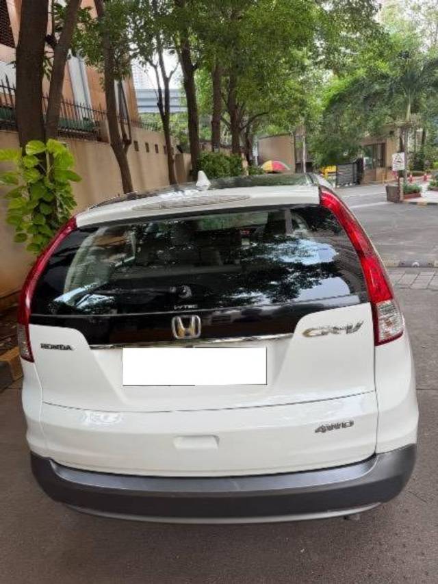 https://images10.gaadi.com/usedcar_image/4597572/original/processed_6ec9545c-9989-410d-b1b1-7abf9019caed.jpeg?imwidth=6402