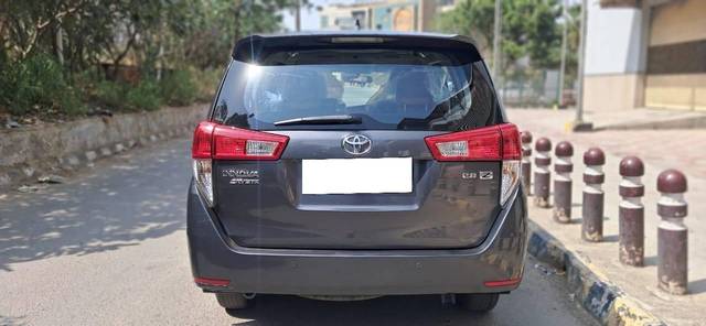 https://images10.gaadi.com/usedcar_image/4597580/original/processed_a5a63e397f7695d9698b87940ae8ab66.jpg?imwidth=6402