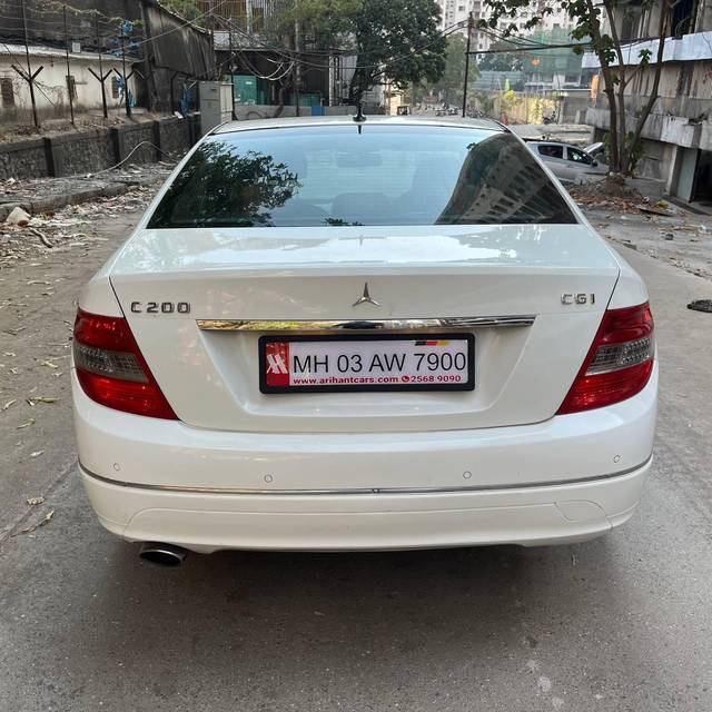 https://images10.gaadi.com/usedcar_image/4597587/original/processed_22d4929ec7940e5647eff7f7101f22f9.jpg?imwidth=6402