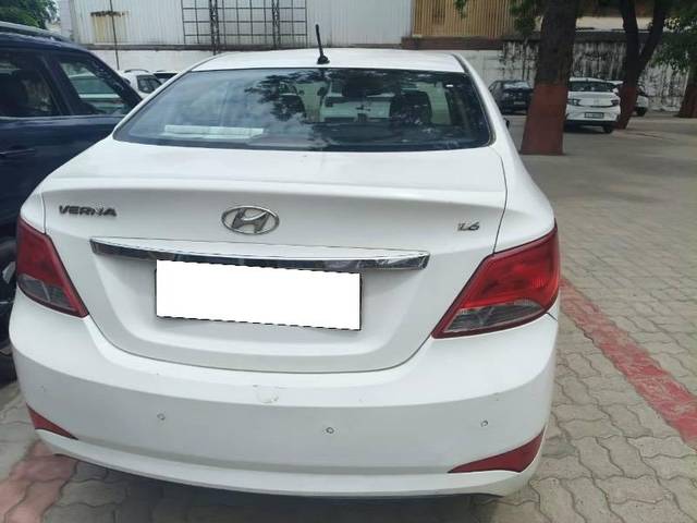 https://images10.gaadi.com/usedcar_image/4597602/original/processed_30165035-28ba-4cdf-bafc-3e82122d67cd.jpeg?imwidth=6401