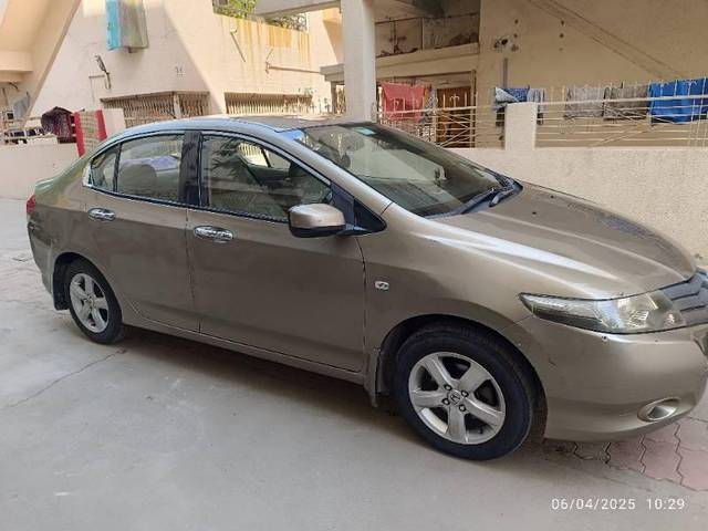 https://images10.gaadi.com/usedcar_image/4597689/original/processed_40ae29f8-3892-4086-9169-4fa73a5655c6.jpg?imwidth=6401