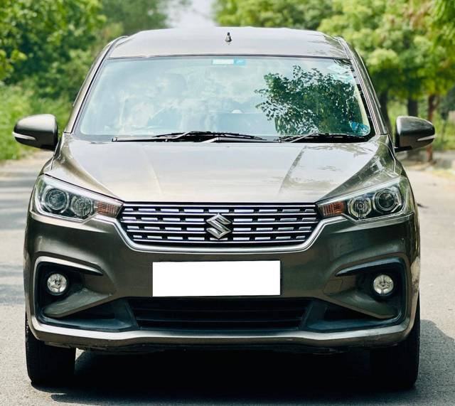 https://images10.gaadi.com/usedcar_image/4597736/original/processed_0a6a800c4dc4301c611e4c85bd3d3f30.jpg?imwidth=6401