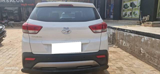 https://images10.gaadi.com/usedcar_image/4597744/original/processed_0c0a900d-ba15-4d87-a6b7-23687fe60afe.jpg?imwidth=6401