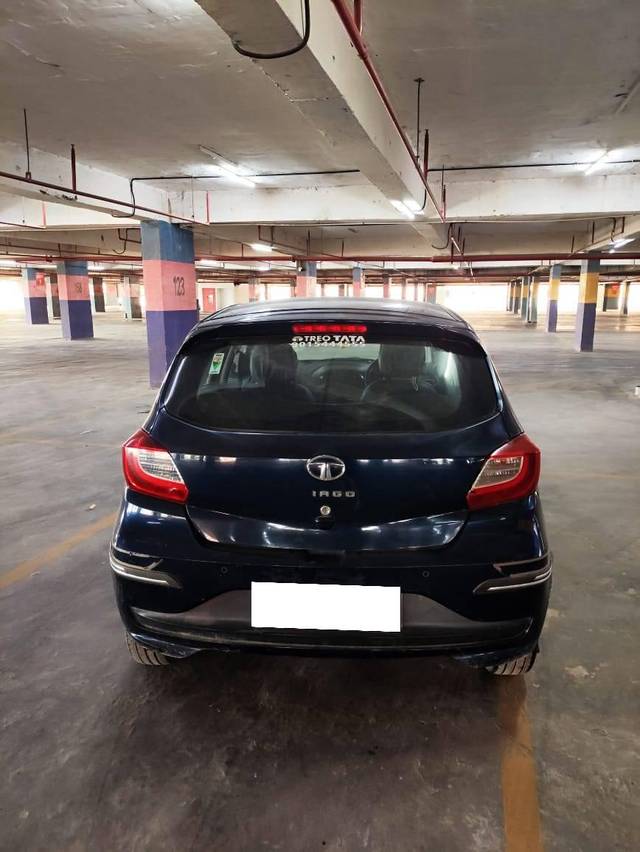 https://images10.gaadi.com/usedcar_image/4597784/original/processed_4818dedf-34e2-4f0c-b087-73e5e963acea.jpg?imwidth=6400