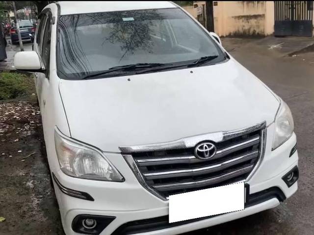 https://images10.gaadi.com/usedcar_image/4597860/original/processed_e8cdd6ea-7c27-468e-ae38-ef2a23f72252.jpeg?imwidth=6402