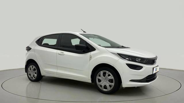 https://images10.gaadi.com/usedcar_image/4597868/original/53e48c977c70680e81b6d385bb33cce9.jpg?imwidth=6400