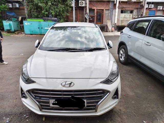 https://images10.gaadi.com/usedcar_image/4597877/original/processed_bd19315a-54c3-4913-a22e-00ff6b4ca717.jpeg?imwidth=6400