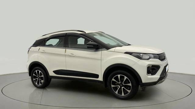 https://images10.gaadi.com/usedcar_image/4597878/original/3ac3cd8f54d81b9b18988427bbc7a14b.jpg?imwidth=6400