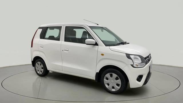 https://images10.gaadi.com/usedcar_image/4597889/original/22237527e563b008a0c0c510b4b42975.jpg?imwidth=6400