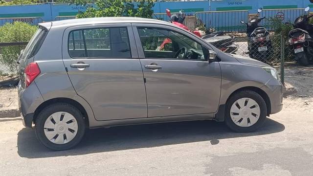 https://images10.gaadi.com/usedcar_image/4597943/original/processed_bd6325a8-6080-4d75-924a-37126e08f2b6.jpg?imwidth=6401