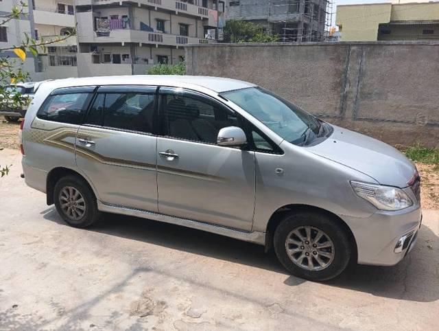https://images10.gaadi.com/usedcar_image/4597952/original/processed_44570c13-f03d-4913-b930-6c70db9b30eb.jpg?imwidth=6400