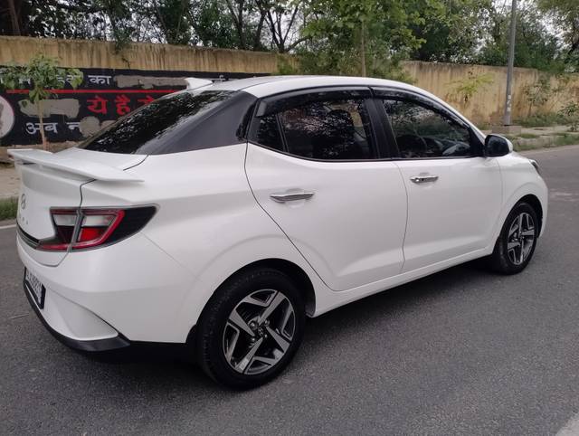 https://images10.gaadi.com/usedcar_image/4598038/original/processed_6e6c3fbb9c4afaff914ead60eb413e39.jpg?imwidth=6402