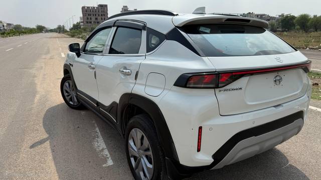 https://images10.gaadi.com/usedcar_image/4598166/original/processed_2f5b380f-2728-47bc-9c11-117f7733c4a9.jpg?imwidth=6402