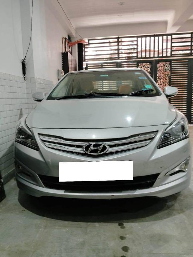 https://images10.gaadi.com/usedcar_image/4598195/original/processed_68a706cf-9a32-4ea4-9b79-0fdf7be6b6c3.jpg?imwidth=6402