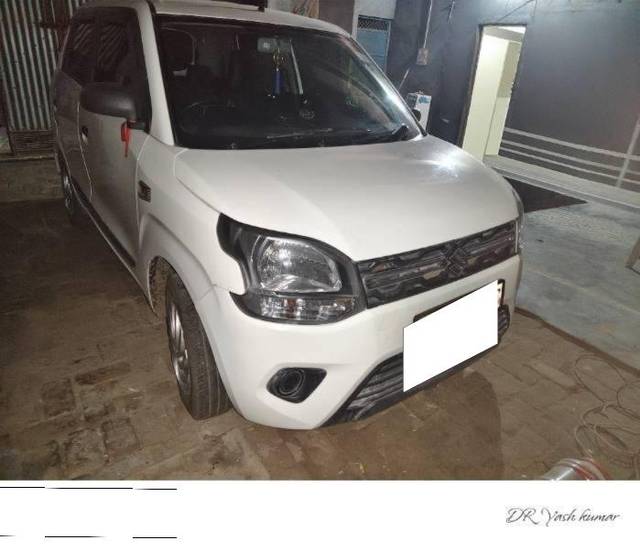 https://images10.gaadi.com/usedcar_image/4598268/original/processed_cf154a46-e163-4b54-9b4d-989e424c3162.jpg?imwidth=6400