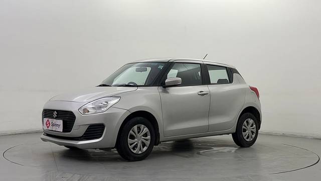 https://images10.gaadi.com/usedcar_image/4598287/original/e892303ab0a010d14d5979a4d1ab26f9.JPG?imwidth=6400