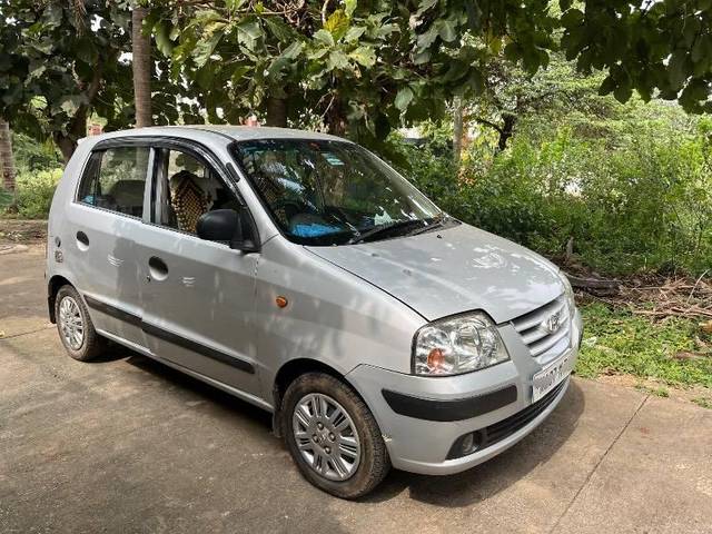 https://images10.gaadi.com/usedcar_image/4598320/original/processed_aba1aee2-459b-473e-bf3f-c8ba74674cbf.jpeg?imwidth=6400