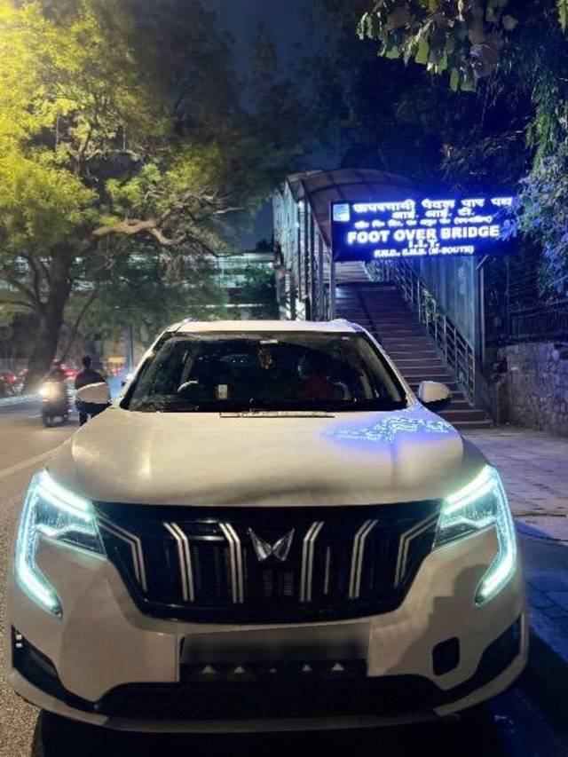 https://images10.gaadi.com/usedcar_image/4598368/original/processed_a038054e-a612-4510-83c0-1b3be4efbd3a.jpeg?imwidth=6400