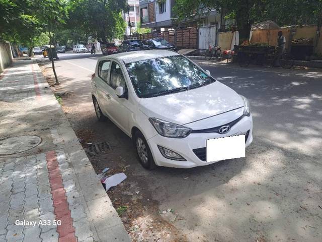 https://images10.gaadi.com/usedcar_image/4598384/original/processed_5142035c-becf-451c-a669-1eae8729f7ef.jpg?imwidth=6400