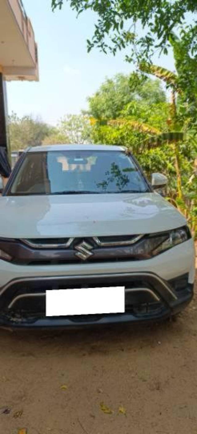 https://images10.gaadi.com/usedcar_image/4598385/original/processed_54f7c361-2bd4-4cb6-b3f9-0e11eeac1286.jpg?imwidth=6400