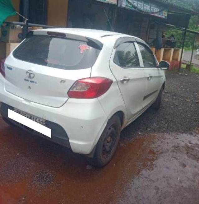 https://images10.gaadi.com/usedcar_image/4598435/original/processed_4e51469b-6889-4607-a58a-b568e4498798.jpg?imwidth=6400